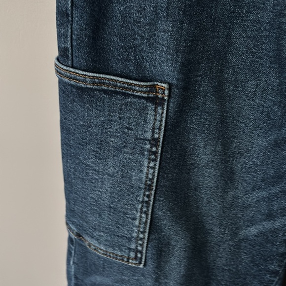 Judy Blue High Waist Wide Leg Dark Blue Denim Cargo Jeans size 29 - Picture 5 of 11